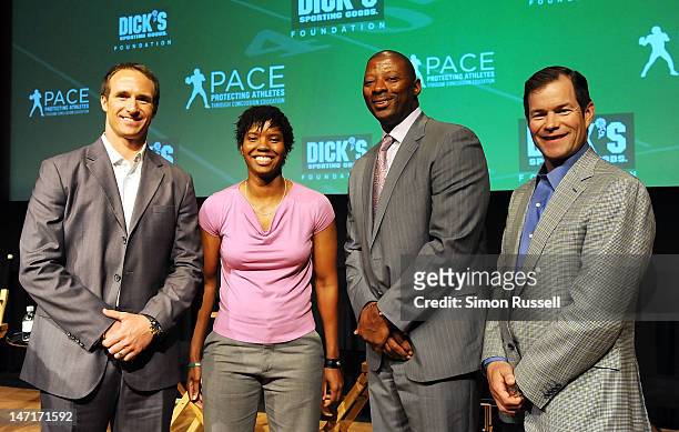 Quarter back Drew Brees, USA Team soccer goalie Briana Scurry, Ex NFL Giant's player Carl Banks and Ex Rangers goalie Mike Richter attend the...