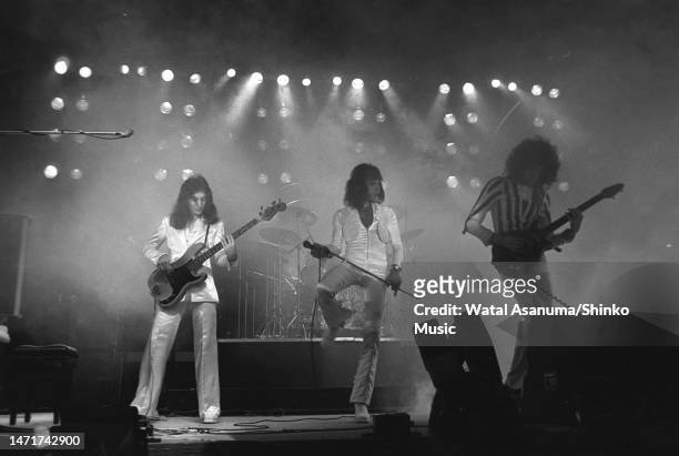 British band Queen shooting the live performance section of the music video for their single 'Bohemian Rhapsody' at Elstree Studios, Hertfordshire,...