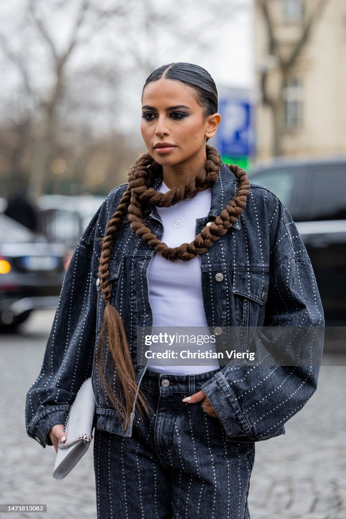 Street Style - Paris Fashion Week - Womenswear Fall Winter 2023 2024 : Day Eight