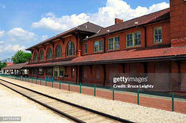 river station (rock island depot) - peoria illinois stock pictures, royalty-free photos & images