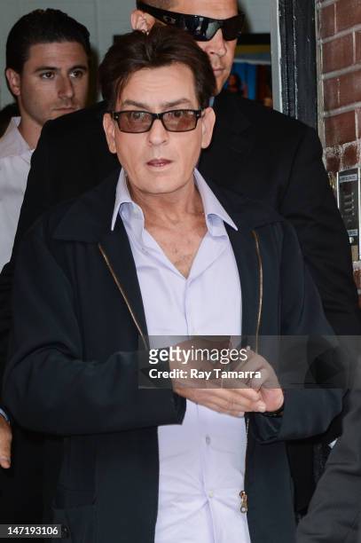 Actor Charlie Sheen leaves the "Wendy Williams Show" taping at the AMV Studios on June 26, 2012 in New York City.