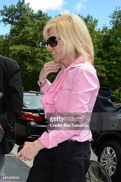 Actress Rielle Hunter enters her Midtown Manhattan hotel on June 26, 2012 in New York City.