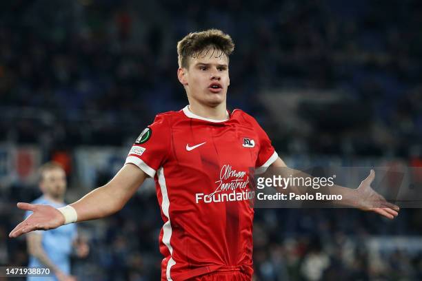 Milos Kerkez of AZ Alkmaar celebrates after scoring the team's second goal during the UEFA Europa Conference League round of 16 leg one match between...