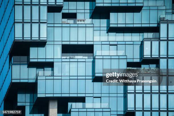 modern corporate glass building - london city feature stock pictures, royalty-free photos & images