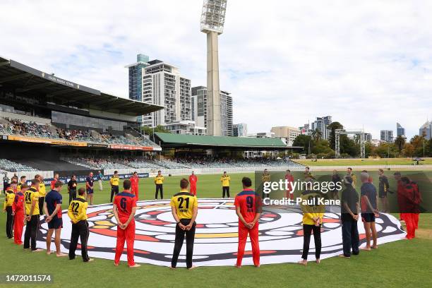 Players take part in the Bare Foot Circle Ceremony during the Marsh One Day Cup Final match between Western Australia and South Australia at the...