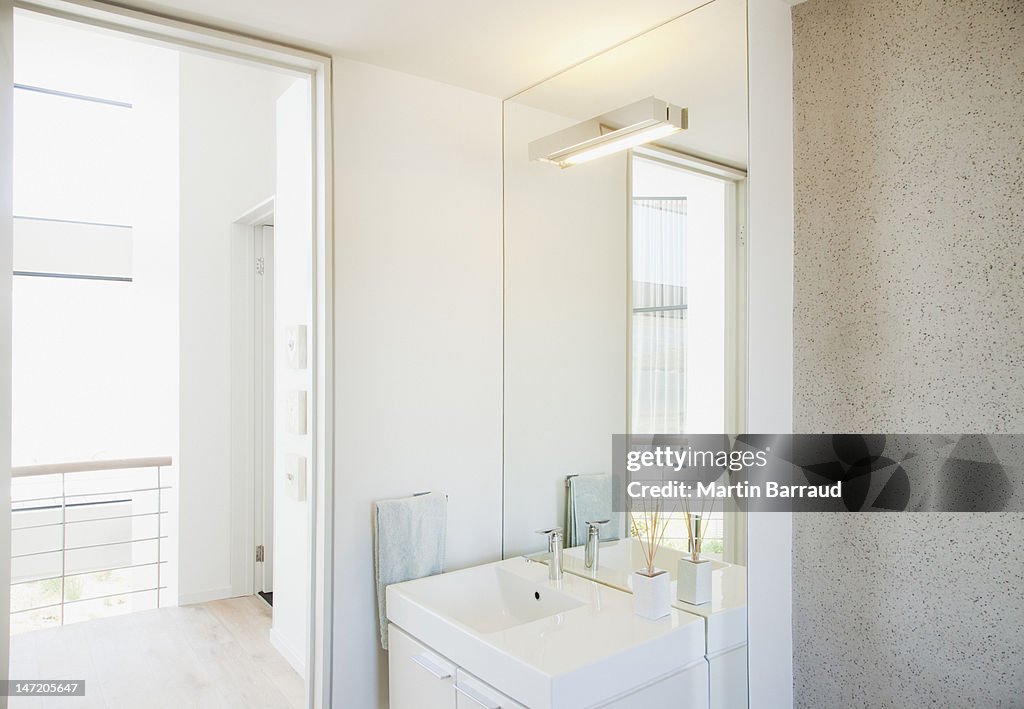 Modern bathroom