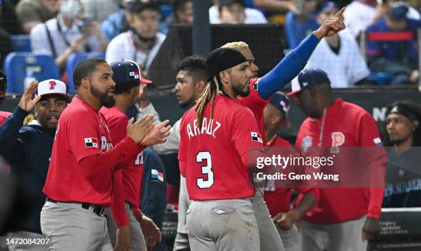 Panama Baseball Roster 2.114 Panamanian Baseball Team Stock Photos, High-Res Pictures, and ...