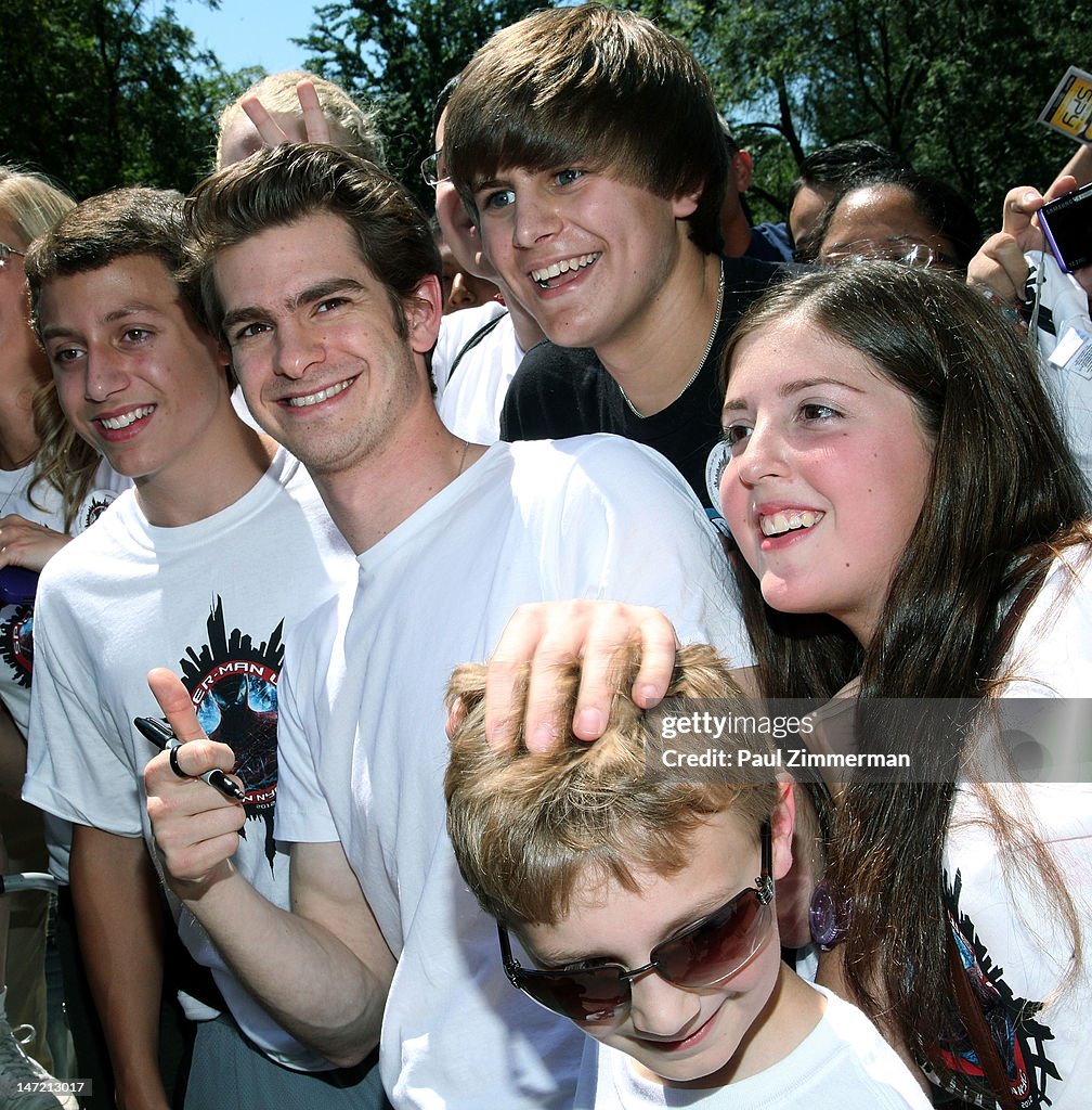 Andrew Garfield Delivers A Chilean Rose Tarantula To The American Museum Of Natural History For The Spiders Alive! Exhibition