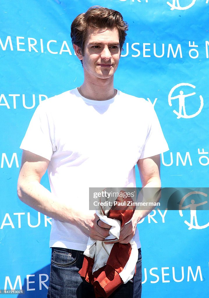 Andrew Garfield Delivers A Chilean Rose Tarantula To The American Museum Of Natural History For The Spiders Alive! Exhibition