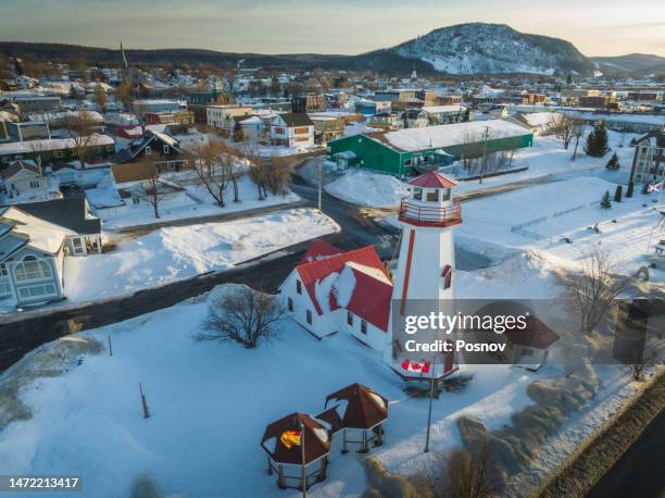 campbellton range rear lighthouse - gaspe peninsula stock pictures, royalty-free photos & images
