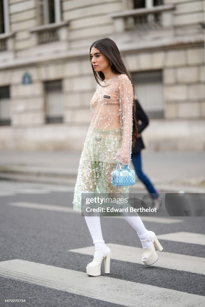 Street Style - Paris Fashion Week - Womenswear Fall Winter 2023 2024 : Day Nine