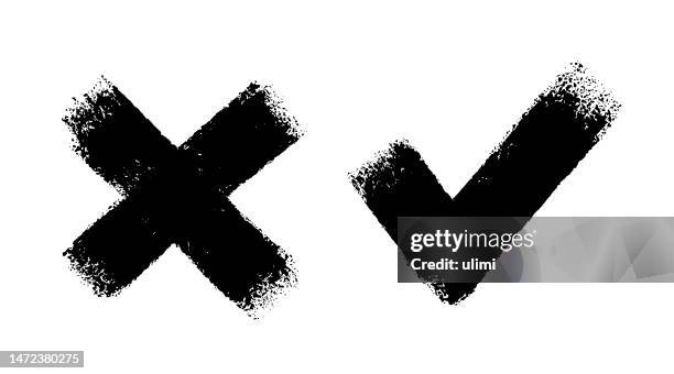 ilustraciones, imágenes clip art, dibujos animados e iconos de stock de marcas de verificación y signos cruzados - símbolo de visto bueno