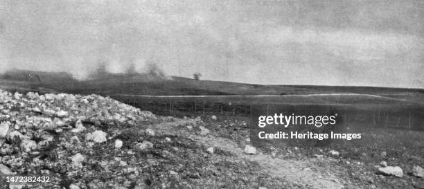 'Aspects du champ de bataille de Verdun; Au fond, a gauche, le Mort-Homme et le mamelon 286 qui continue la crete au Sud', 1916. From "Collection de...