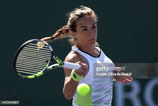Lucia Bronzetti of Italy plays a forehand in her match against Bernarda Pera of the United States in the first round during the BNP Paribas Open on...