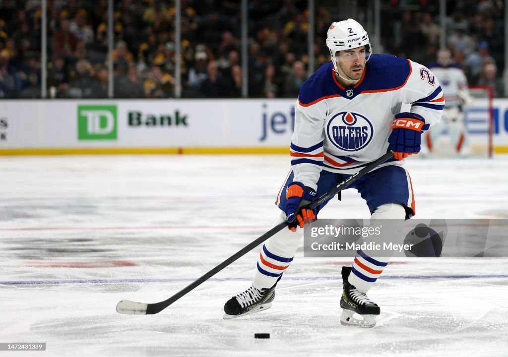 Edmonton Oilers v Boston Bruins