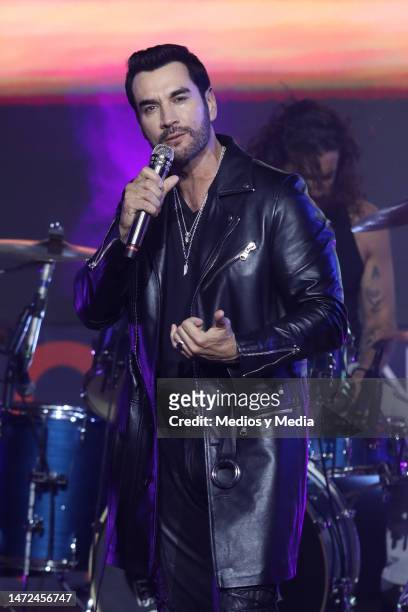 David Zepeda performs on stage during the presentation of the soap opera 'Pensando En Ti' at Centro Cultural Roberto Cantoral on March 9, 2023 in...