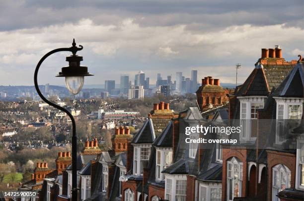 suburbia - tower hamlets stock pictures, royalty-free photos & images