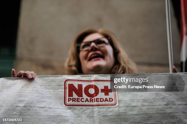 The workers of the Summa 112 emergency call center, which answers 061, protest during a march in front of the Consejeria de Sanidad, on 10 March,...