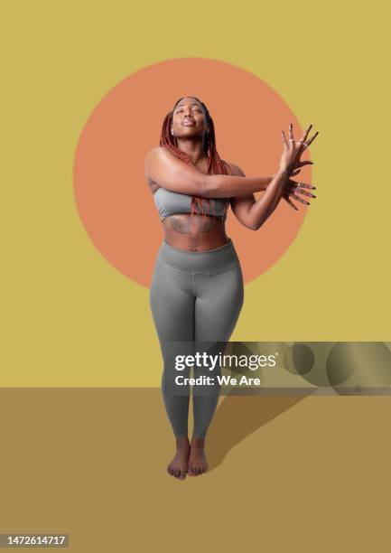 yoga stretch - lotus position stock pictures, royalty-free photos & images