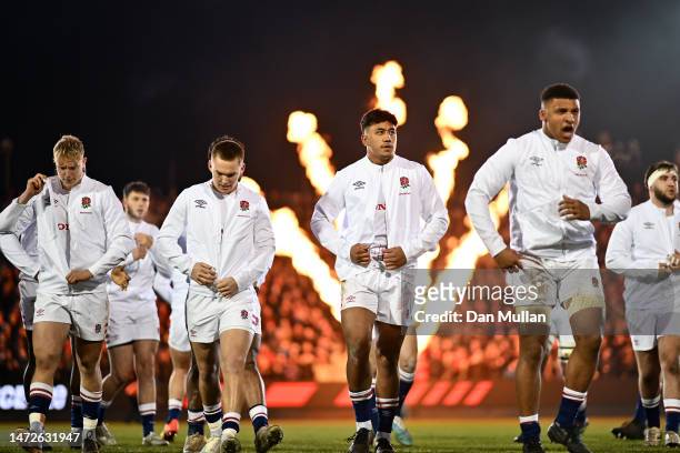 The England players prepare for kick off during the U20 Six Nations Rugby match between England and France at Recreation Ground on March 10, 2023 in...