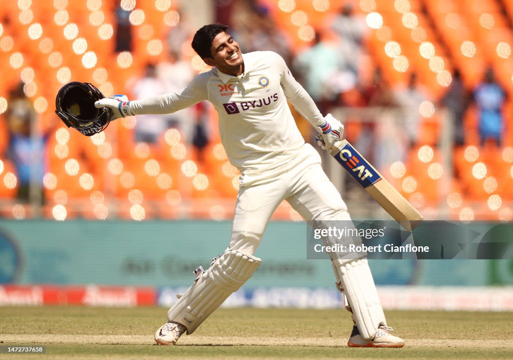 India v Australia - 4th Test: Day 3