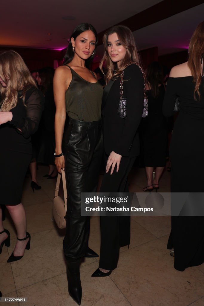 eiza-gonz%C3%A1lez-and-hailee-steinfeld-attend-the-the-caa-pre-oscar-party-at-sunset-tower-hotel-on.jpg