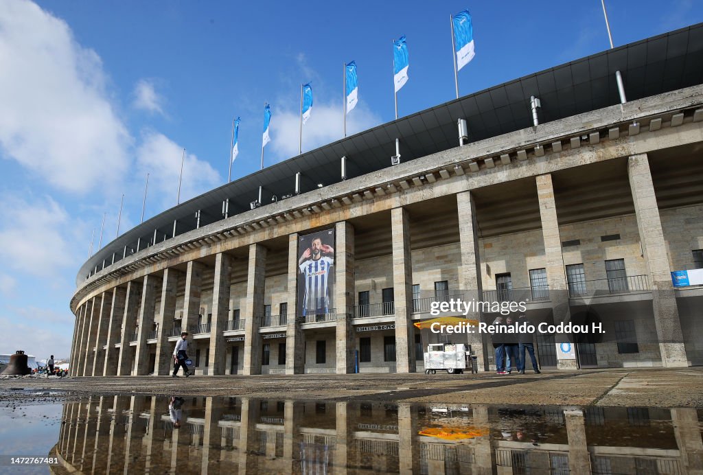 Hertha BSC v 1. FSV Mainz 05 - Bundesliga