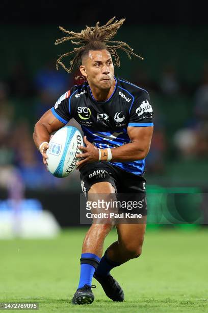 Issak Fines-Leleiwasa of the Force runs the ball during the round three Super Rugby Pacific match between Western Force and Moana Pasifika at HBF...