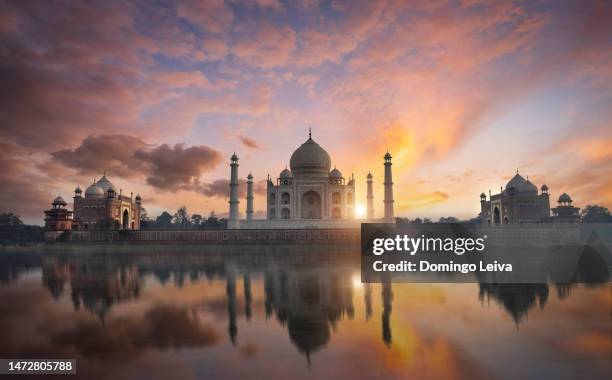 taj mahal, agra, india - tadsch mahal stock-fotos und bilder