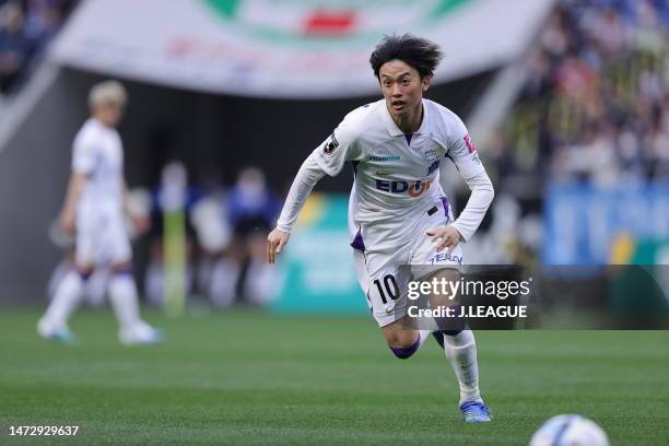 Tsukasa MORISHIMA of Sanfrecce Hiroshima in action during the J.LEAGUE Meiji Yasuda J1 4th Sec. Match between Gamba Osaka and Sanfrecce Hiroshima at...