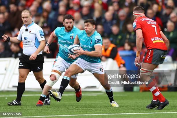 Ben Youngs of Leicester Tigers faces up to Lewis Ludlow of Gloucester during the Gallagher Premiership Rugby match between Gloucester Rugby and...