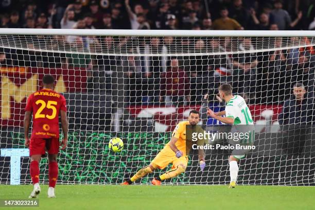 Domenico Berardi of US Sassuolo scores the team's third goal with a penalty kick during the Serie A match between AS Roma and US Sassuolo at Stadio...