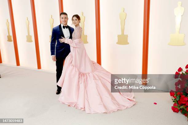 Alexander Dreymon and Allison Williams attend the 95th Annual Academy Awards on March 12, 2023 in Hollywood, California.