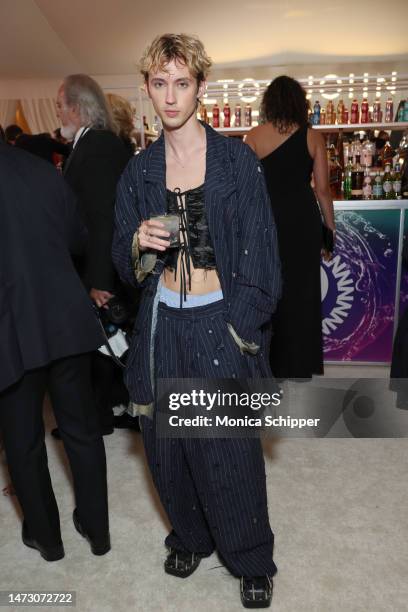 Troye Sivan attends the Elton John AIDS Foundation's 31st Annual Academy Awards Viewing Party on March 12, 2023 in West Hollywood, California.