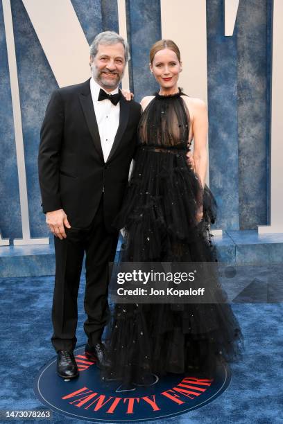 Judd Apatow and Leslie Mann attend the 2023 Vanity Fair Oscar Party Hosted By Radhika Jones at Wallis Annenberg Center for the Performing Arts on...