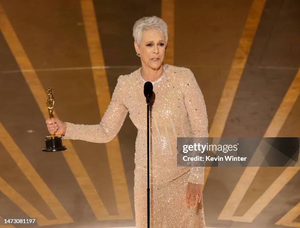 Jamie Lee Curtis accepts the Best Supporting Actress for "Everything Everywhere All at Once" onstage during the 95th Annual Academy Awards at Dolby...