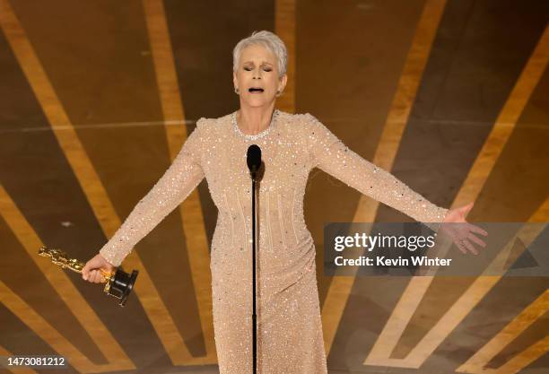 Jamie Lee Curtis accepts the Best Supporting Actress for "Everything Everywhere All at Once" onstage during the 95th Annual Academy Awards at Dolby...