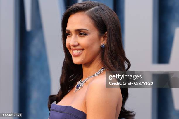 Jessica Alba attends the 2023 Vanity Fair Oscar Party Hosted By Radhika Jones at Wallis Annenberg Center for the Performing Arts on March 12, 2023 in...