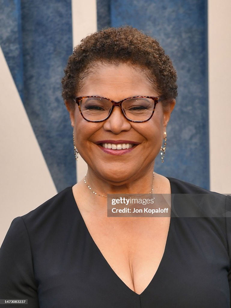 Karen Bass attends the 2023 Vanity Fair Oscar Party Hosted By Radhika