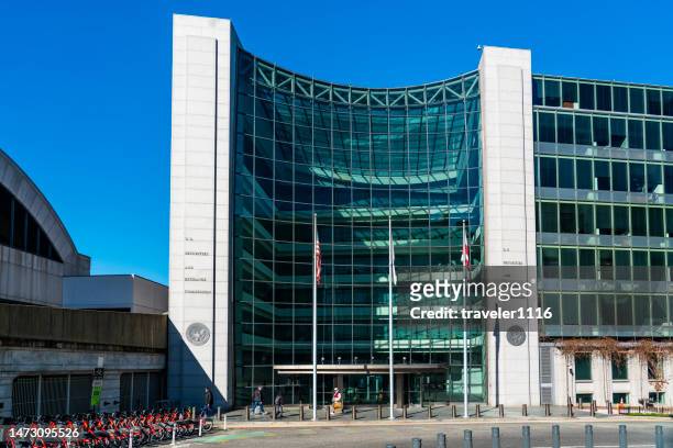 the united states securities and exchange commission in washington dc, usa - us federal trade commission stock pictures, royalty-free photos & images