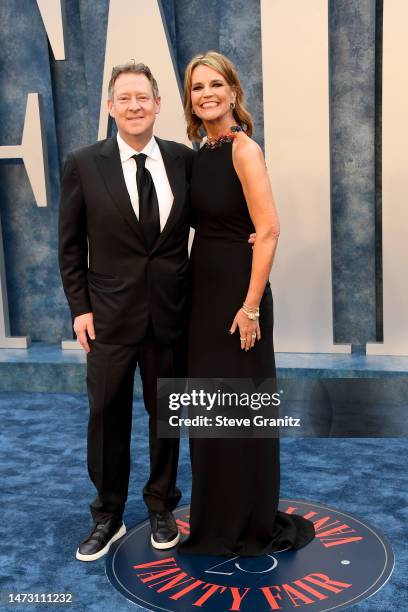 Michael Feldman and Savannah Guthrie arrives at the Vanity Fair Oscar Party Hosted By Radhika Jones at Wallis Annenberg Center for the Performing...