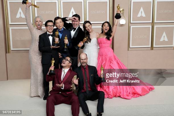 Jamie Lee Curtis, winner of the Best Supporting Actress award, Ke Huy Quan, winner of the Best Actor In A Supporting Role award, James Hong, Jonathan...