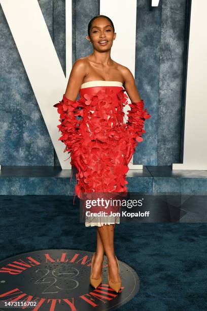 Yara Shahidi attends the 2023 Vanity Fair Oscar Party Hosted By Radhika Jones at Wallis Annenberg Center for the Performing Arts on March 12, 2023 in...