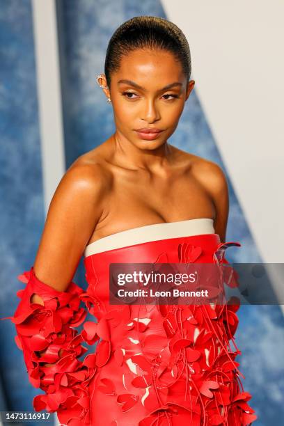 Yara Shahidi attends the 2023 Vanity Fair Oscar Party Hosted By Radhika Jones at Wallis Annenberg Center for the Performing Arts on March 12, 2023 in...