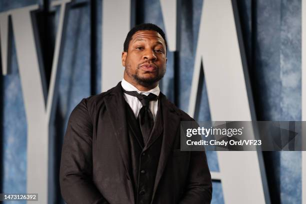 Jonathan Majors attends the 2023 Vanity Fair Oscar Party Hosted By Radhika Jones at Wallis Annenberg Center for the Performing Arts on March 12, 2023...