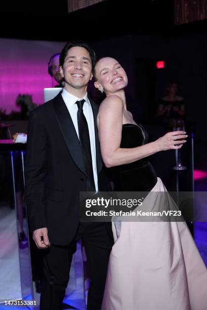 Justin Long and Kate Bosworth attend the 2023 Vanity Fair Oscar Party Hosted By Radhika Jones at Wallis Annenberg Center for the Performing Arts on...