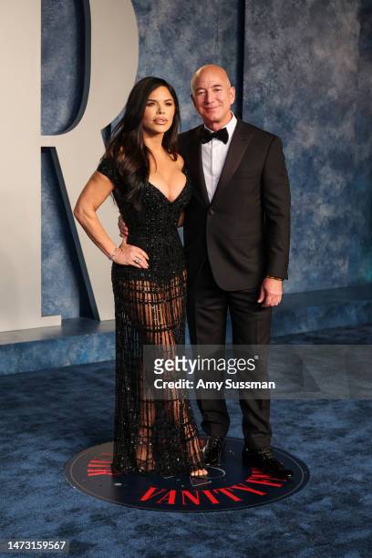 Jeff Bezos and Lauren Sánchez attend the 2023 Vanity Fair Oscar Party Hosted By Radhika Jones at Wallis Annenberg Center for the Performing Arts on...