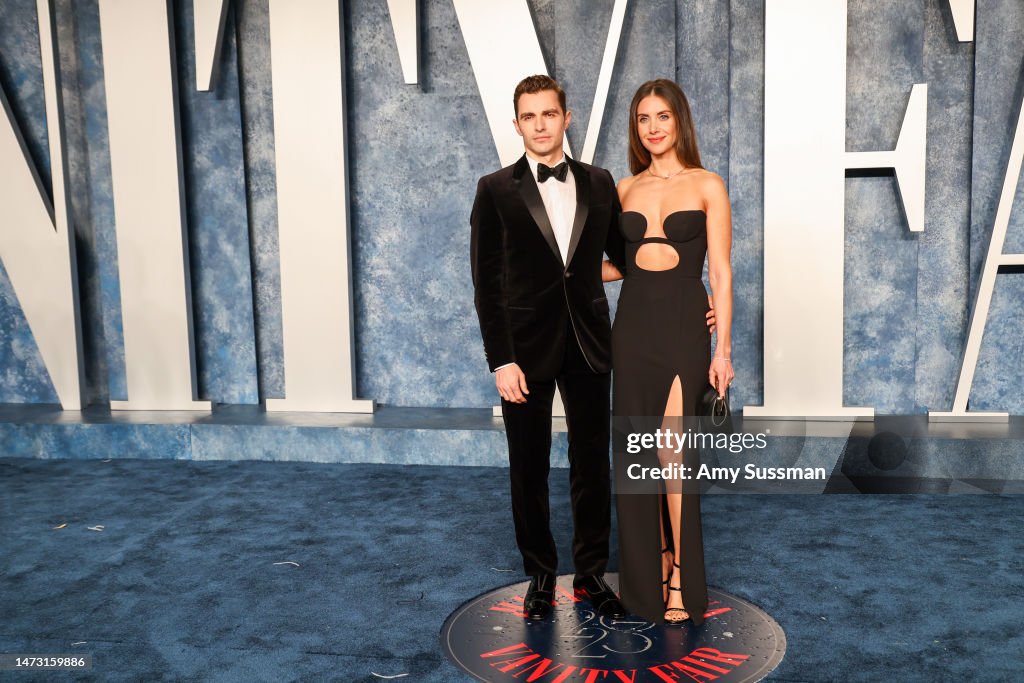 dave-franco-and-alison-brie-attend-the-2023-vanity-fair-oscar-party-hosted-by-radhika-jones-at.jpg