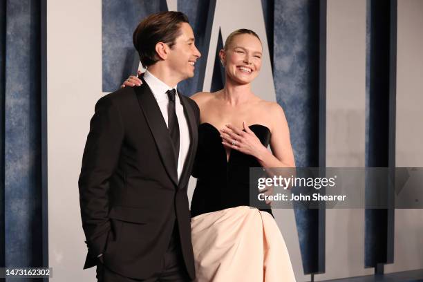 Justin Long and Kate Bosworth attend the 2023 Vanity Fair Oscar Party Hosted By Radhika Jones at Wallis Annenberg Center for the Performing Arts on...