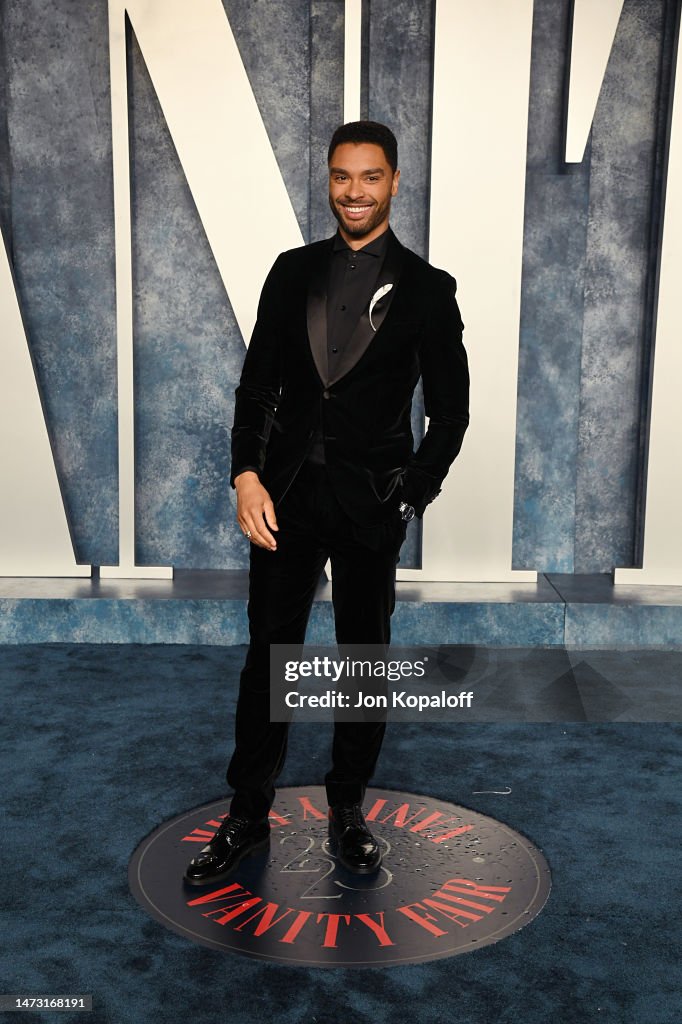 reg%C3%A9-jean-page-attends-the-2023-vanity-fair-oscar-party-hosted-by-radhika-jones-at-wallis.jpg